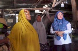 Bupati Gowa Kembali Turun Langsung Bantu Masyarakat Miskin Ekstrem di Pallangga