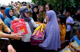 Bupati Gowa Turun Langsung Tinjau Warga Terdampak Angin Puting Beliung