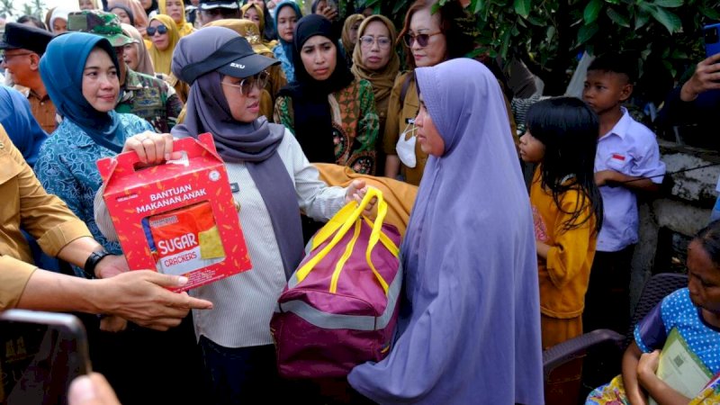 Bupati Gowa Turun Langsung Tinjau Warga Terdampak Angin Puting Beliung