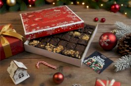 Aston Makassar Hadirkan Festive Hampers Chocolate Brownies, Sajian Manis untuk Rayakan Natal dan Tahun Baru