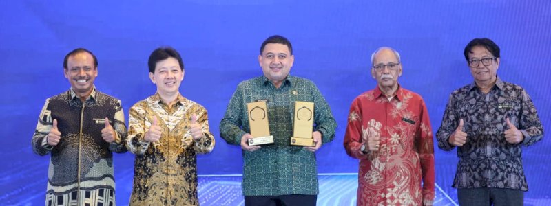 Pemkot Makassar Raih Golden Trophy Top Digital 2025 Tingkat Nasional