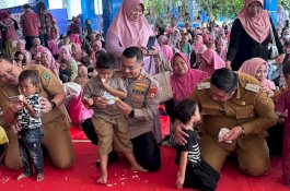 400 Anak di Maros Ikuti Gerakan Makan Telur Serentak untuk Tekan Angka Stunting