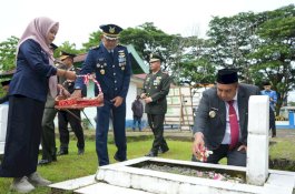 Pemkab Maros Gelar Upacara Hari Pahlawan, Bupati Chaidir Ajak Warga Teladani Nilai Perjuangan