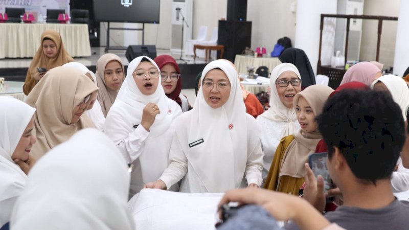 Dekranasda Makassar Ciptakan Pembatik Baru Lewat Pelatihan Membatik