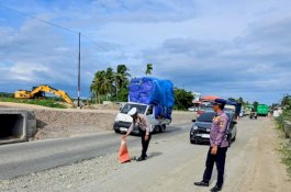 Antisipasi Kepadatan Nataru, Sat Lantas Polres Wajo Patroli Jalur Mudik Sengkang–Siwa