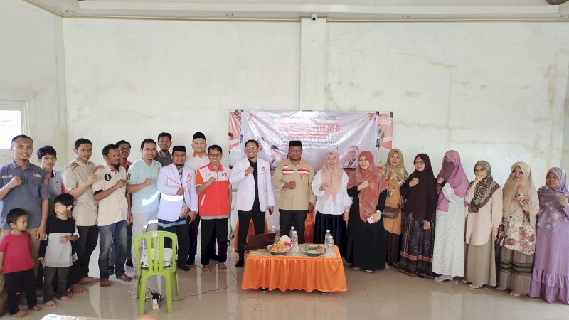 Acara &ldquo;Bincang GEMA&rdquo; (Gerakan Ekonomi Mandiri) dengan tema &ldquo;Ubah Mindset Nambah Omzet&rdquo; di kantor DPD PKS Kota Makassar, Kamis (25/12/2025). (Dok Rakyatku)