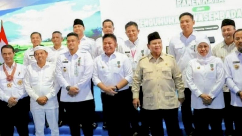 Bupati Wajo Andi Rosman Terima Penghargaan Dari Presiden atas Peningkatan Produksi Beras Nasional