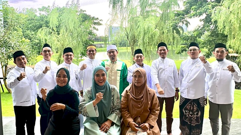 Pengurus Masjid Al-Kautsar Tallasa City Hadirkan Ustaz Solmed Dalam Peringatan Isra Mi&rsquo;raj