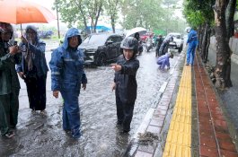 Bupati Gowa Cek Titik Genangan Air Rawan Banjir di Somba Opu