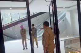 Wali Kota Makassar Geram Temukan Pegawai Santai Merokok Saat Jam Kerja