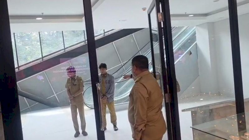 Wali Kota Makassar Geram Temukan Pegawai Santai Merokok Saat Jam Kerja