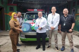 Pegadaian Beri Bantuan Ambulans ke Puskesmas Saleman, Perkuat Layanan Kesehatan Seram Utara Barat