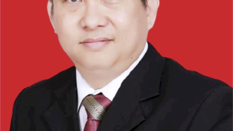 Ketua PIKI Sulsel Dr. Boas Singkali, SE, M. Th. 
