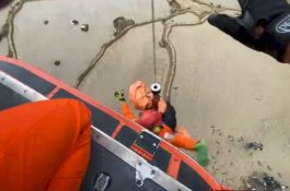 Korban Kecelakaan Pesawat ATR 42-500 Dievakuasi Pakai Helikopter