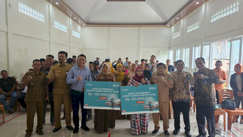 Kolaborasi OJK&ndash;Pemda Dorong Petani dan Nelayan Takalar Akses Keuangan Formal