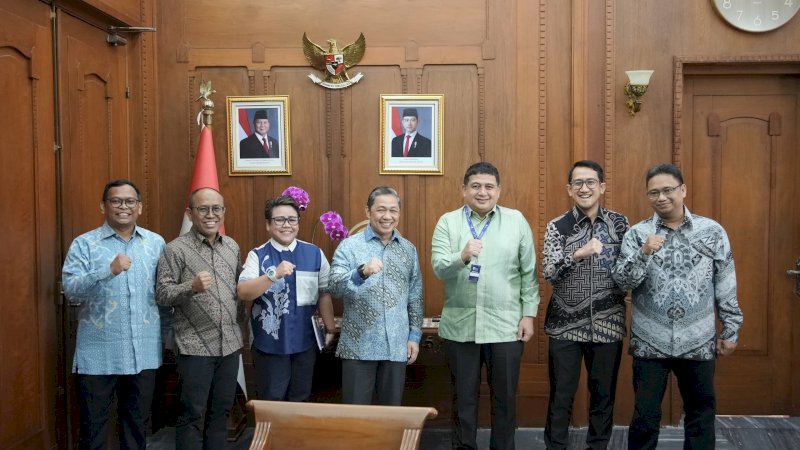 Pemkot Makassar Ajak Dunia Mengenal Pesona Maritim dan Sunset Losari