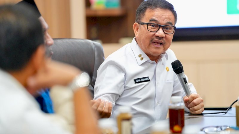 Sekprov Sulsel Tekankan Pentingnya Kepatuhan Undang Undang dalam Wacana Pemekaran Wilayah 