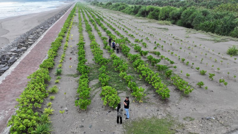 Sebagai pelaku industri manufaktur otomotif, Suzuki memandang tanggung jawab sosial dan lingkungan sebagai bagian dari strategi jangka panjang