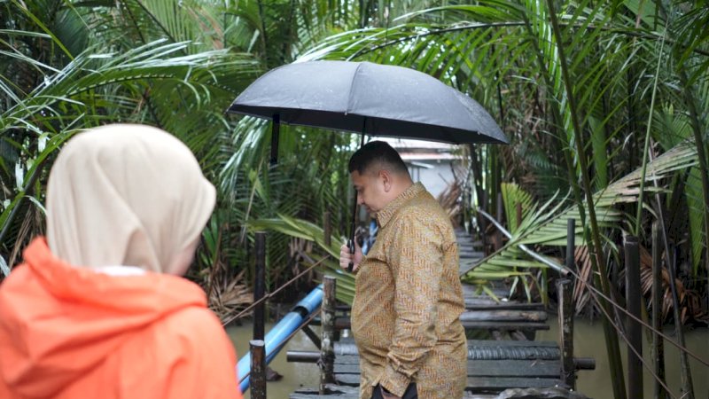 Wali Kota Appi Tinjau Jembatan Lapuk di Barombong, Pembangunan Segera Dikerjakan
