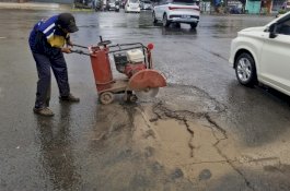 Respons Cepat Wali Kota Munafri Atas Keluhan Jalan Berlubang di Veteran Selatan
