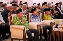 Tasming Hamid Buka Orientasi Mubaligh dan Pelatihan Operator Masjid PD DMI Parepare