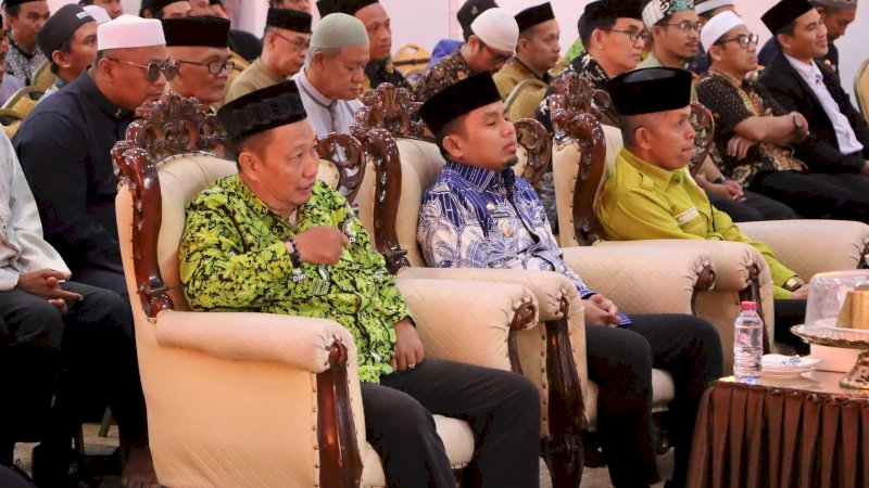 Tasming Hamid Buka Orientasi Mubaligh dan Pelatihan Operator Masjid PD DMI Parepare