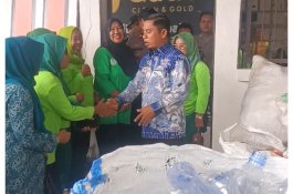 Kunjungi Bank Sampah Labukkang, Tasming Hamid Dorong Gerakan Ekonomi Sirkular di Parepare