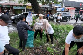 Kerja Bakti Serentak, Bupati Gowa Ajak Masyarakat Wujudkan Lingkungan ASRI