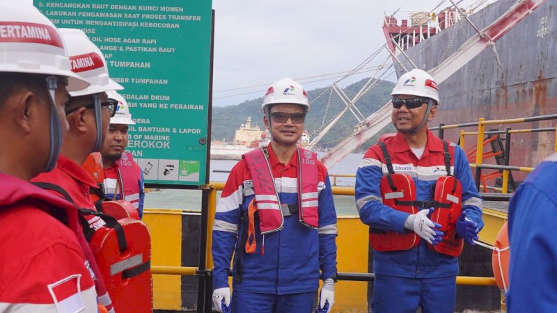 Kegiatan ini dihadiri Direktur Manajemen Risiko PT Pertamina (Persero) Ahmad Siddik Badruddin, Direktur Penunjang Bisnis M. Erry Sugiharto, Direktur Penunjang Bisnis Pertamina Patra Niaga Putut Andriatno, Executive General Manager (EGM) Pertamina Patra Niaga Regional Sulawesi Deny Sukendar, serta jajaran manajemen.