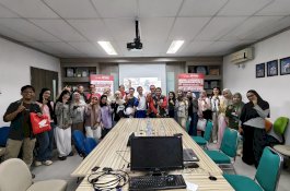 Asmo Sulsel Kembali Gelar Edukasi Safety Riding untuk Karyawan Tribun Timur