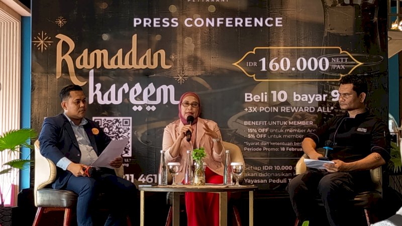 Ki-kan Marcom Manager Mercure Nexa Pettarani Dandy, GM Mercure Nexa Pettarani Wiwied Nurseka, Executive chef Surya