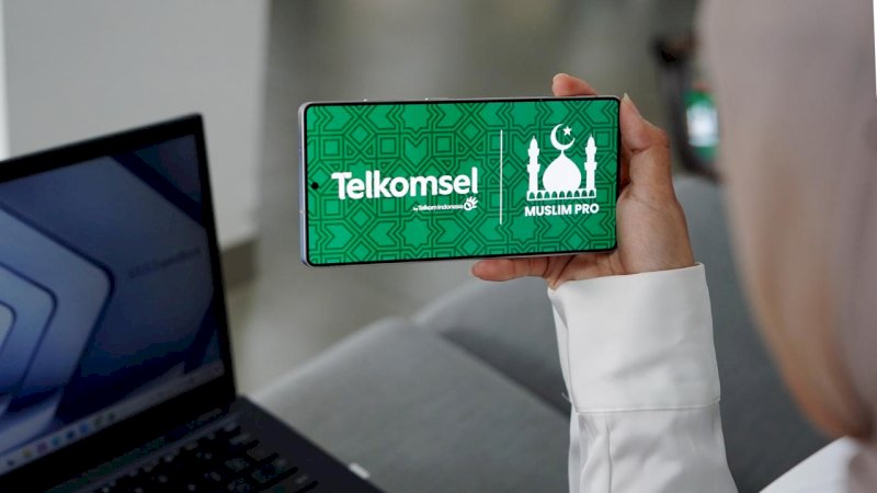 Paket Bundling Telkomsel x Muslim Pro_1 - 5: Telkomsel berkolaborasi dengan Muslim Pro hadirkan Paket Bundling Telkomsel x Muslim Pro secara eksklusif di aplikasi MyTelkomsel. Kolaborasi ini menjadi langkah beyond connectivity Telkomsel untuk menghadirkan pengalaman digital yang bernilai tambah dan menemani pelanggan dalam menjalani Ramadan sepenuh hati.