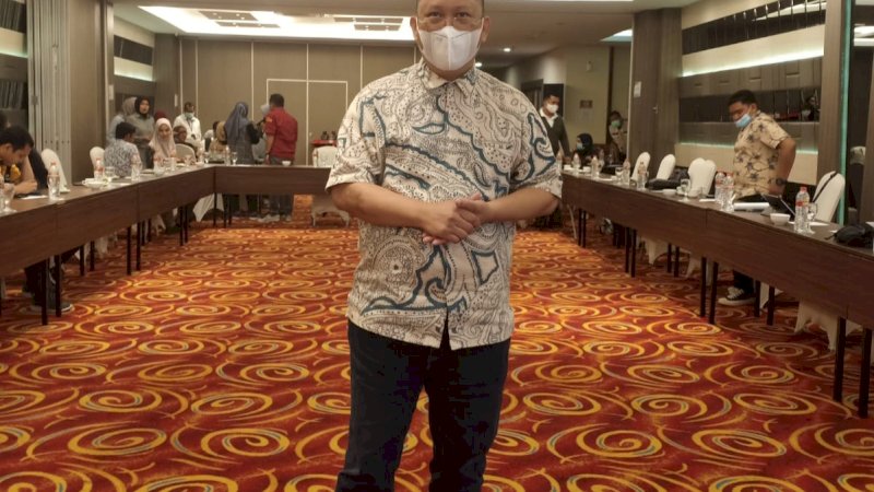 Pengamat Ekonomi dan Ketua PIKI Sulsel Boas Singkali