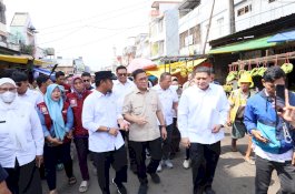 Appi Dampingi Mendag Pantau Harga Pangan di Pasar-pasar Makassar 