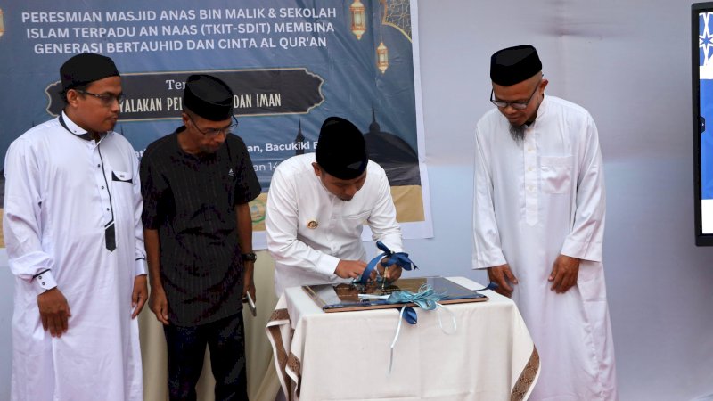 Resmikan Masjid Anas Bin Malik, Tasming Hamid: Jadikan Masjid Pusat Pembinaan Umat
