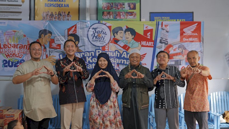 Asmo sulsel memberikan bantuan sosial kepada panti asuhan Al-Wahab