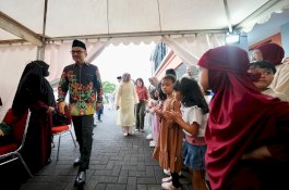 Sekda Jufri Rahman Buka Puasa Bersama Anak Panti Asuhan