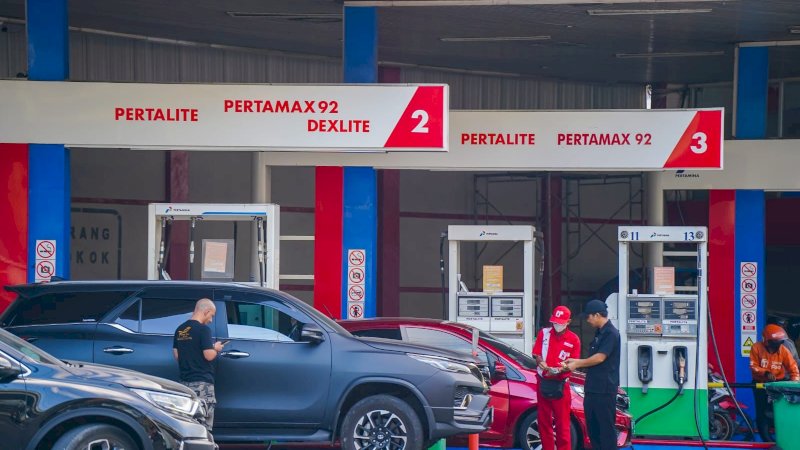 Pertamina menjatuhkan sanksi pembinaan sesuai aturan dari BPH Migas dengan menghentikan sementara penyaluran Biosolar selama 30 hari di SPBU tersebut.