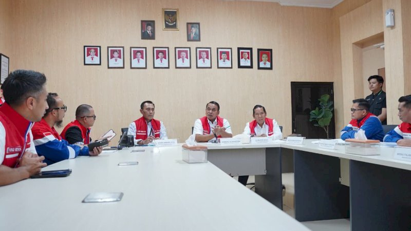 Jajaran direksi dan komisaris PT Pertamina Patra Niaga melakukan kunjungan kerja ke fasilitas Aviation Fuel Terminal Hasanuddin di Makassar untuk memastikan kesiapan pasokan avtur menjelang arus mudik dan arus balik Idulfitri 2026.