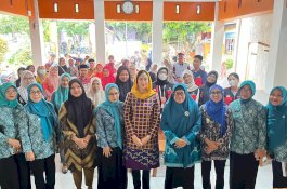 KetuaPKK Bantaeng Ajak Warga Pattallassang Waspada Campak, Imunisasi Jadi Solusi Utama