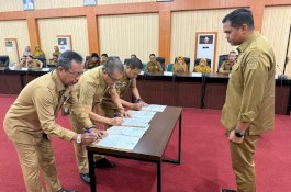 Tingkatkan Kinerja dan Transparansi, Bupati Bantaeng Tandatangani Perjanjian Kinerja dan Pakta Integritas