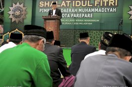 Wawali Parepare Salat Idul Fitri di Lapangan Andi Makkasau, Ajak Warga Perkuat Ukhuwah