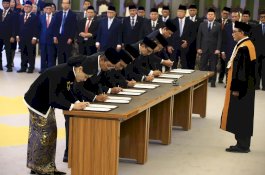 Resmi Dilantik, Dewan Komisioner OJK 2026–2032 Siap Perkuat Pengawasan hingga Sektor Kripto