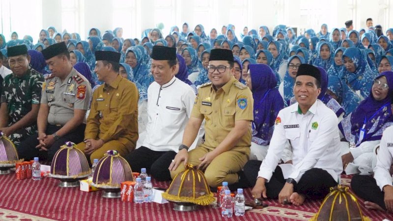 Hadiri Pengajian Akbar di Bajeng, Wabup Gowa Tekankan Kolaborasi Pemerintah dan Warga
