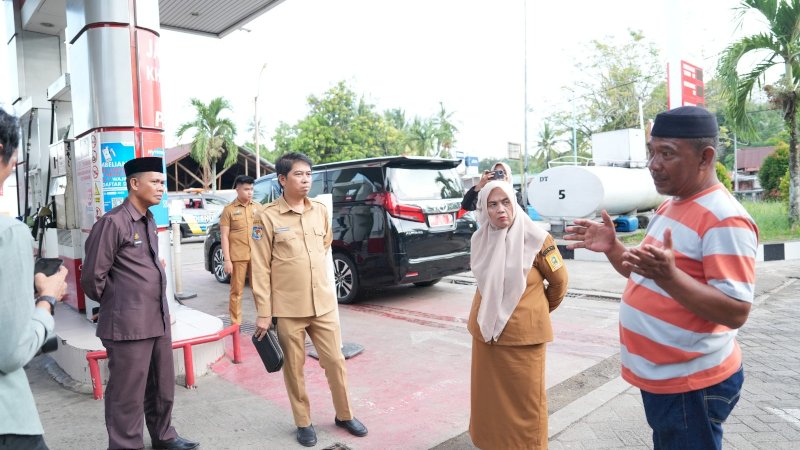 Bupati Sinjai Tinjau SPBU terkait pasokan BBM