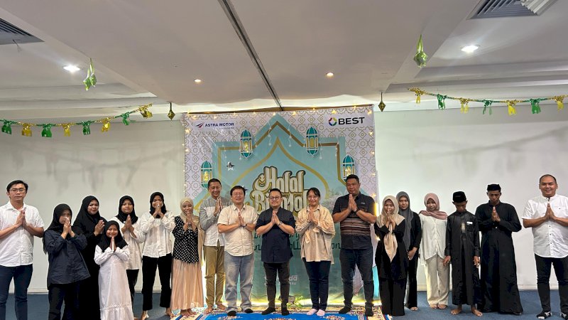 Halal Bihalal, Asmo Sulsel menyalurkan santunan kepada anak-anak dari Panti Asuhan Mawaddah.