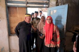 Tinjau Keluarga Miskin Ekstrem, Bupati Gowa Pastikan Intervensi Tepat Sasaran