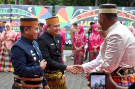 Hadiri Hari Jadi Bone ke-696, Tasming Hamid Tekankan Pentingnya Kolaborasi Antar Daerah