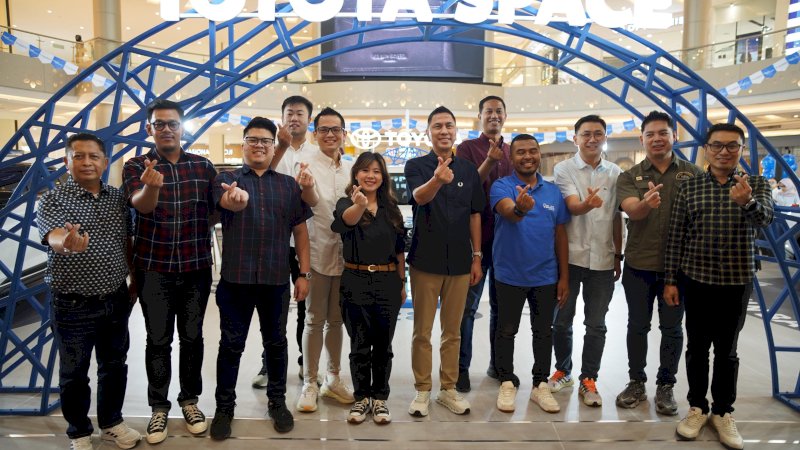 Selama 8&ndash;12 April 2026 di Trans Studio Mall Makassar, Toyota melalui PT Toyota Astra Motor (TAM) dan Kalla Toyota mencoba mendekatkan teknologi hybrid ke publik secara lebih praktis dan membumi