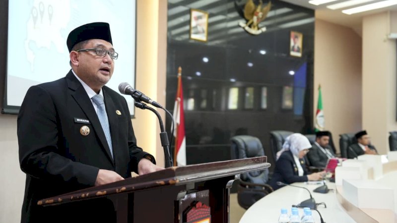 Rapat Paripurna dengan Anggota DPRD Makassar, Munafri Tekankan Program Tepat Sasaran